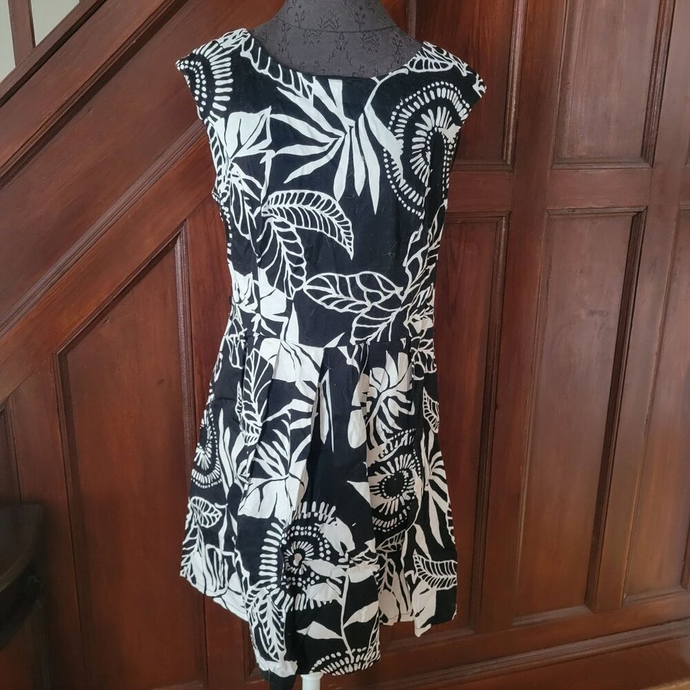 Perceptions New York Womens Black & White Sleeveless Dress With Bow Detail Size
